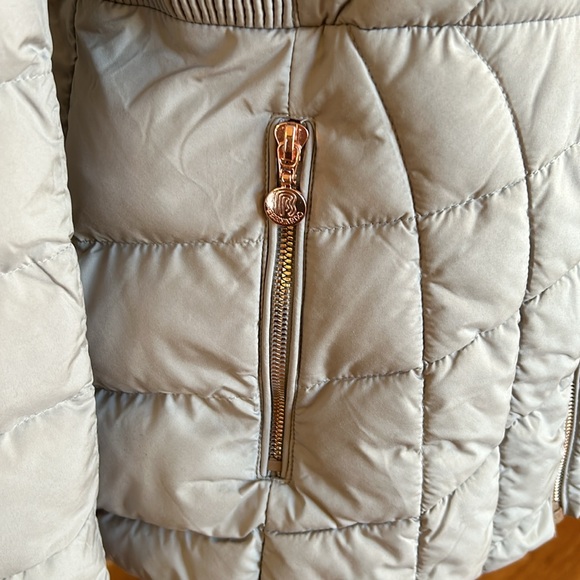 BERNARDO Jacket - Picture 5 of 15